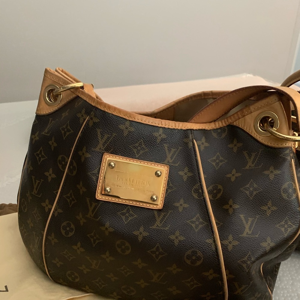 Louis Vuitton Galleria.